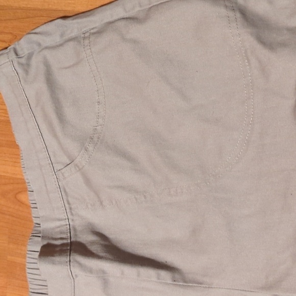 JMS 18W 20W grey capris elastic waist around the back pockets comfy 2X - Picture 3 of 6